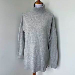LOFT Grey Turtleneck Sweater Size M
